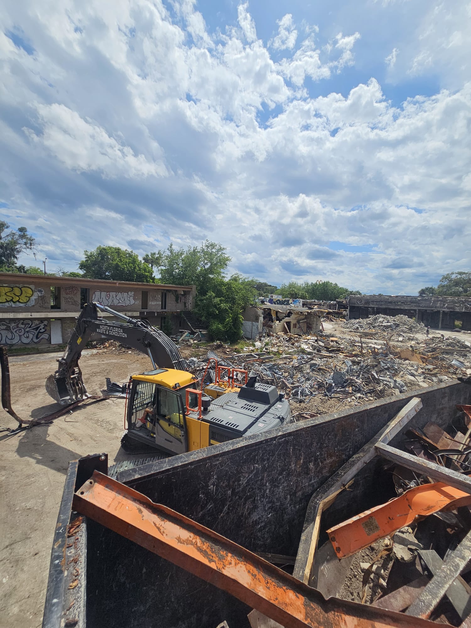 Aerial view of United Airlines World HQ demolition site